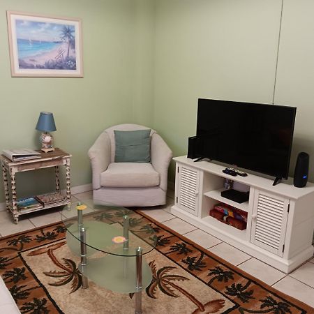 Cozy Beach Getaway Apartman Cape Canaveral Kültér fotó