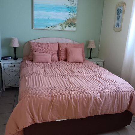 Cozy Beach Getaway Apartman Cape Canaveral Kültér fotó